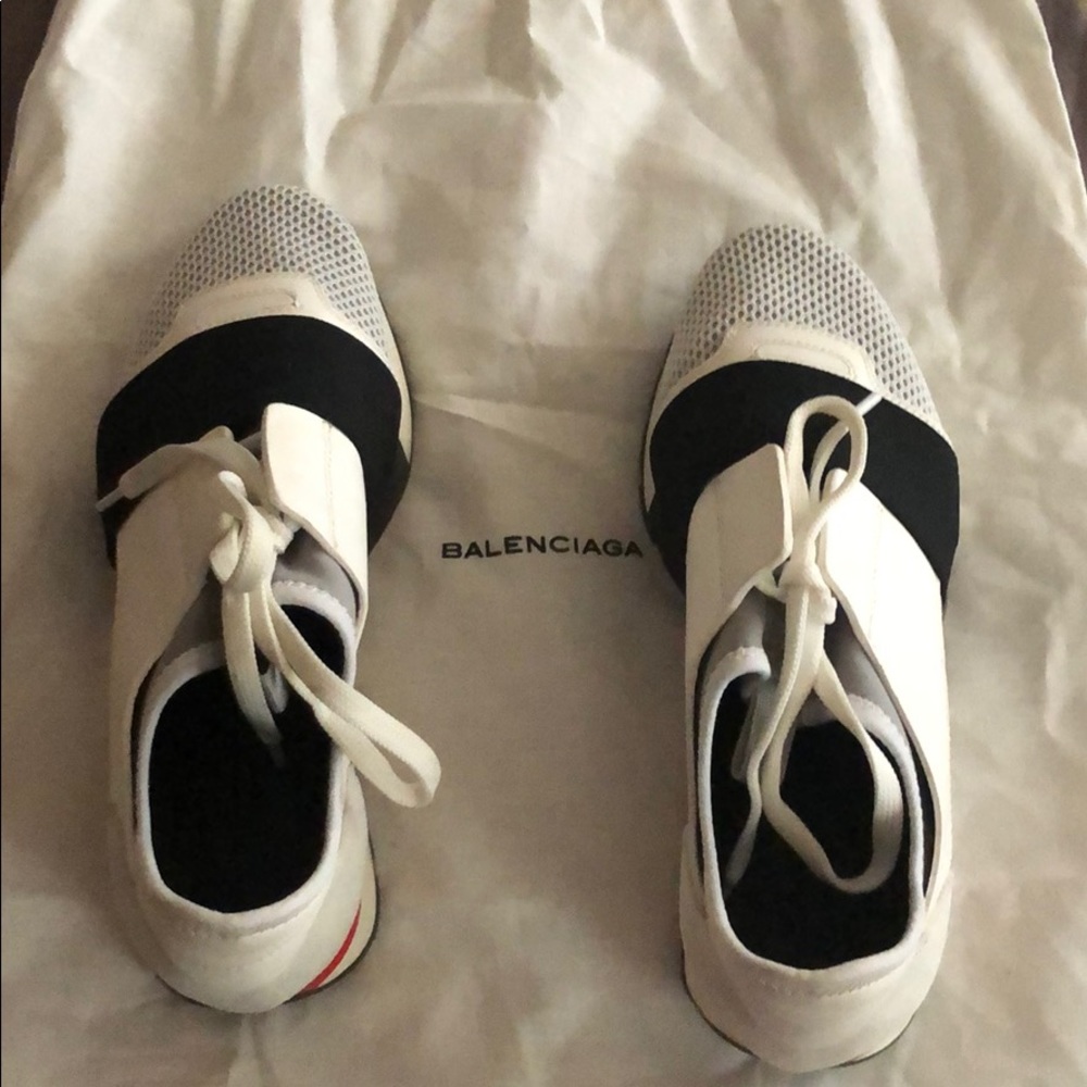 Women’s Balenciaga Race Runners - Picture 1 of 5